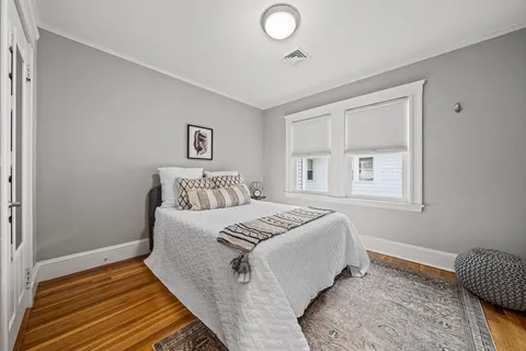 $929,000 | 324 Mt Auburn Street, Unit 2, Watertown, MA 02472