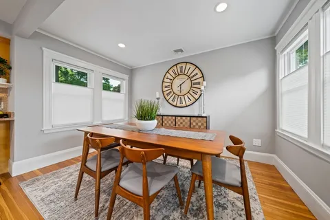 $929,000 | 324 Mt Auburn Street, Unit 2, Watertown, MA 02472