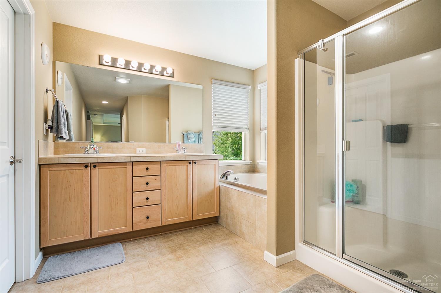 2903 Southwest 50th Street Redmond, OR 97756 - Photo 14 of 24 Master bath