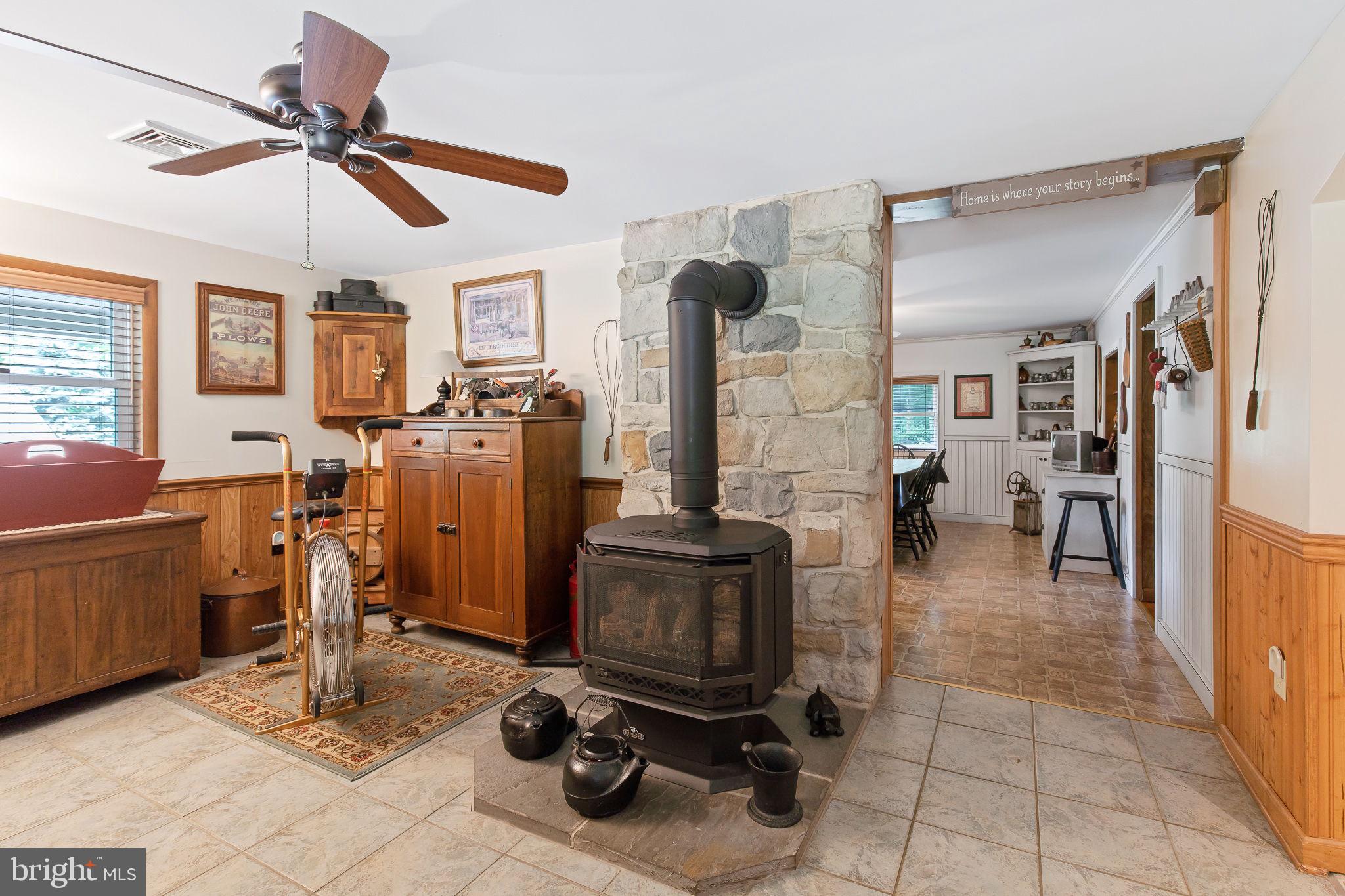 228 Brenneman Road Lancaster, PA 17603 - Photo 17 of 47 Gallery Image 17