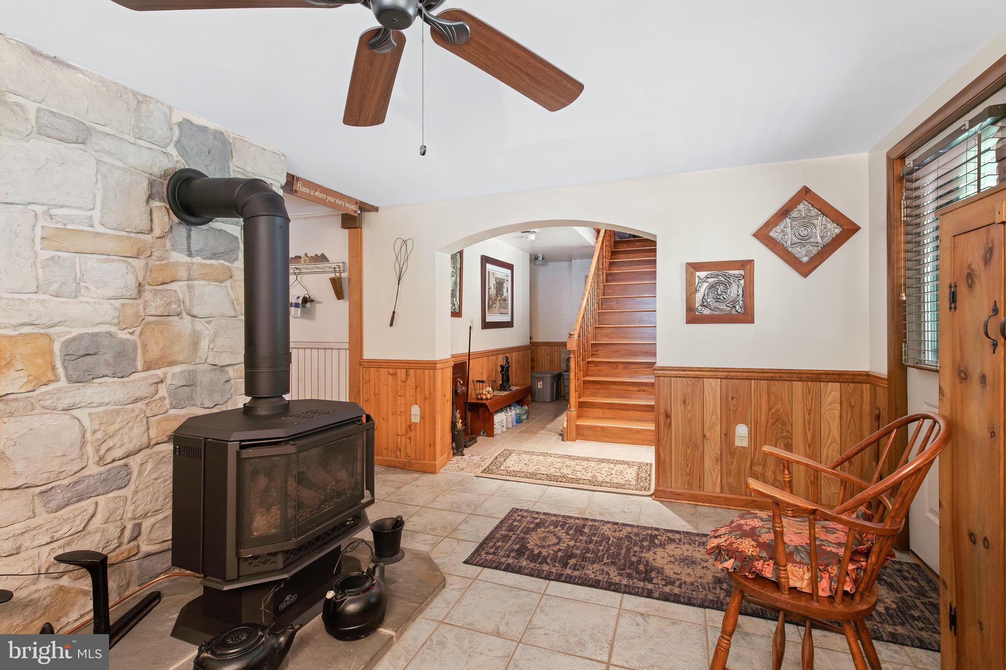 228 Brenneman Road Lancaster, PA 17603 - Photo 18 of 47 Gallery Image 18