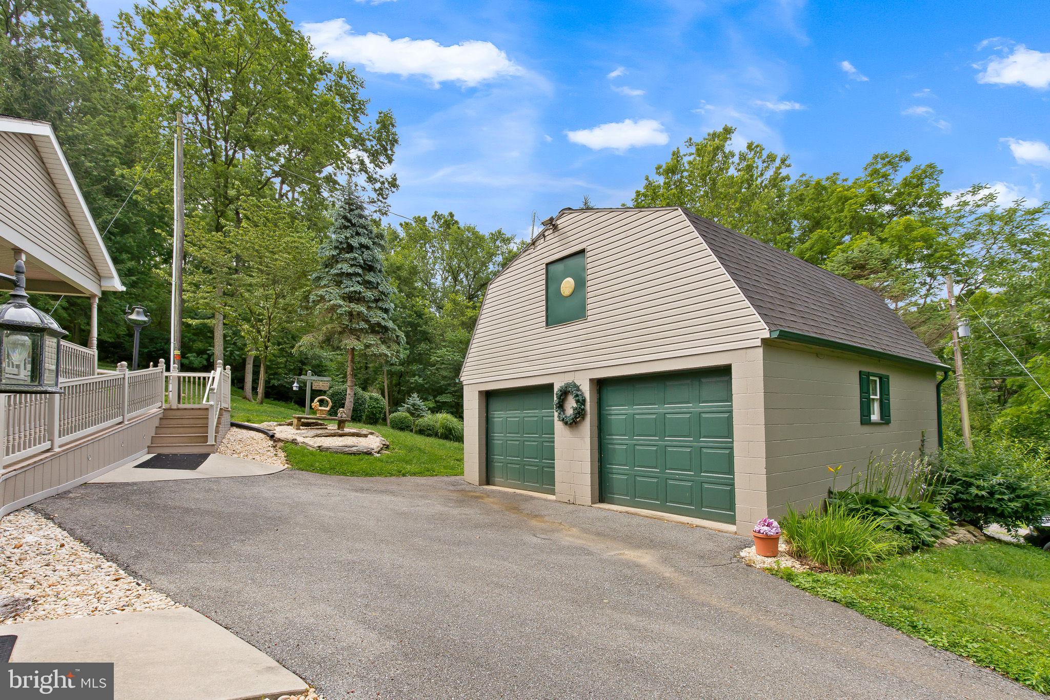 228 Brenneman Road Lancaster, PA 17603 - Photo 38 of 47 Gallery Image 38