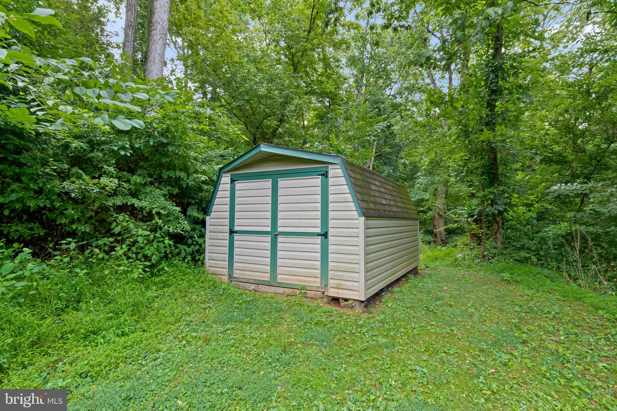 228 Brenneman Road Lancaster, PA 17603 - Photo 42 of 47 Gallery Image 42