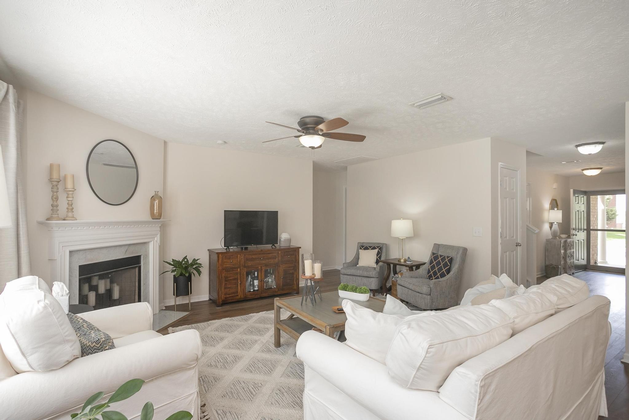 1021 Fulman Road Hendersonville, TN 37075 - Photo 4 of 28 Gallery Image 4