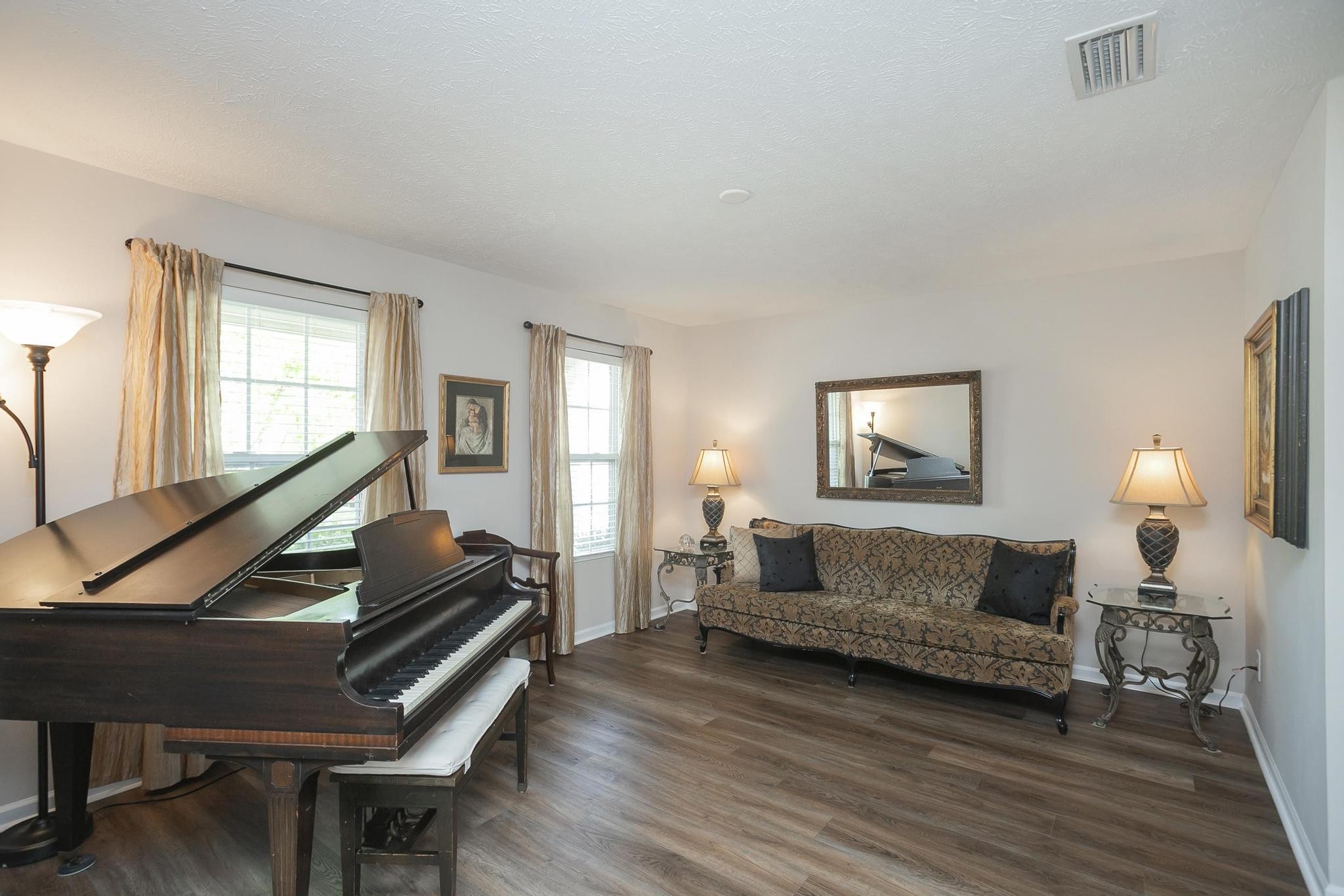 1021 Fulman Road Hendersonville, TN 37075 - Photo 9 of 28 Gallery Image 9