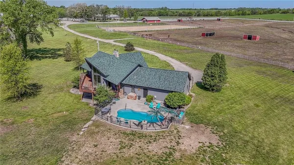 $3,200,000 | 7325 Southwest 93rd Street, Wakarusa, KS 66546