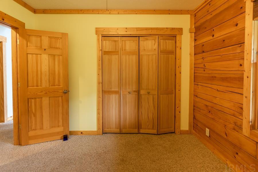 343 East Sample Road Bloomington, IN 47408 - Photo 13 of 36