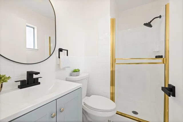 $325,000 | 1599 Hays Street, Unit 306, San Leandro, CA 94577