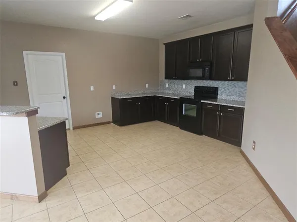 $2,450 | 3925 Hanna Rose Lane, Fort Worth, TX 76244