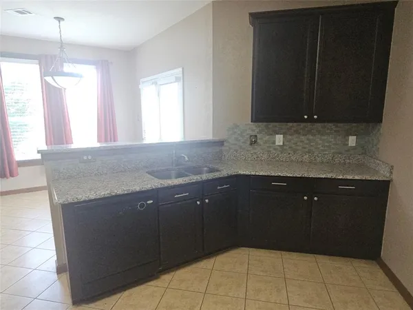 $2,450 | 3925 Hanna Rose Lane, Fort Worth, TX 76244