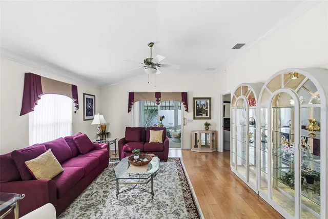 $319,500 | 1154 Elizabeth Court, The Villages, FL 32162