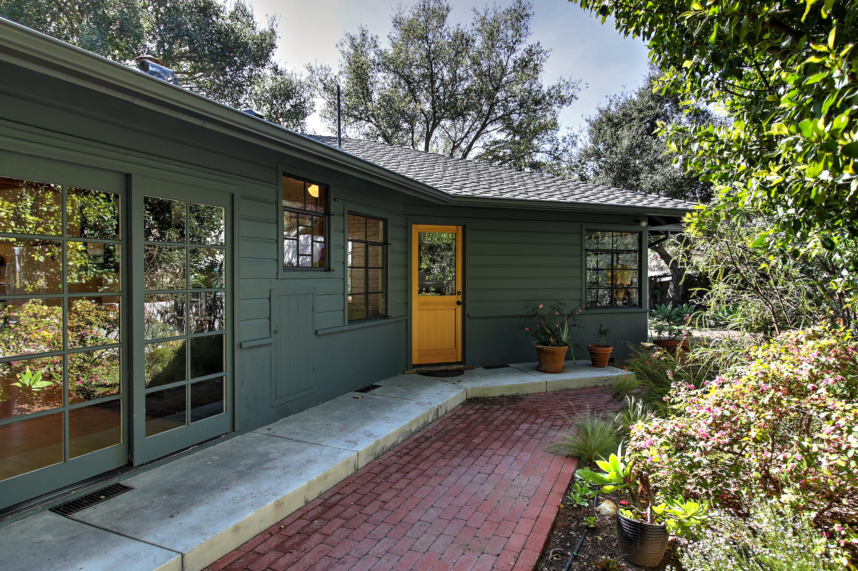 820 Alston Road Montecito, CA 93108 - Photo 2 of 19 Exterior-Front