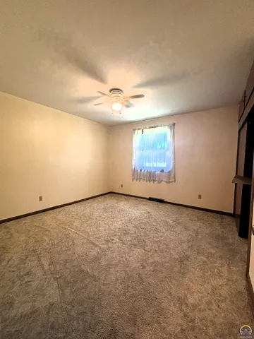 $220,000 | 817 Wilson Street, Burlington, KS 66839