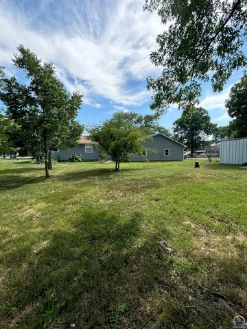 $220,000 | 817 Wilson Street, Burlington, KS 66839