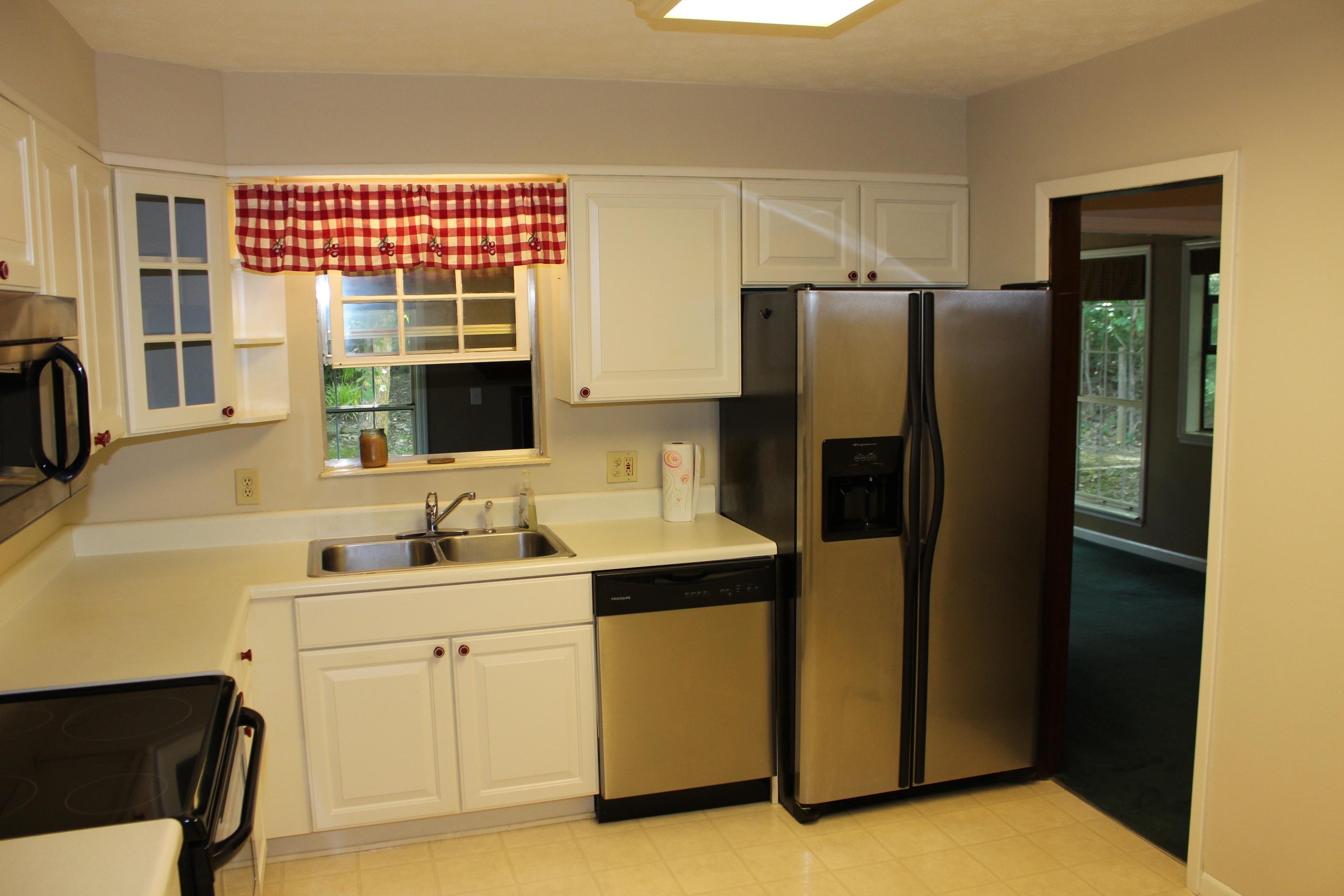 7932 Blueberry Road Powell, TN 37849 - Photo 15 of 27 IMG_4240