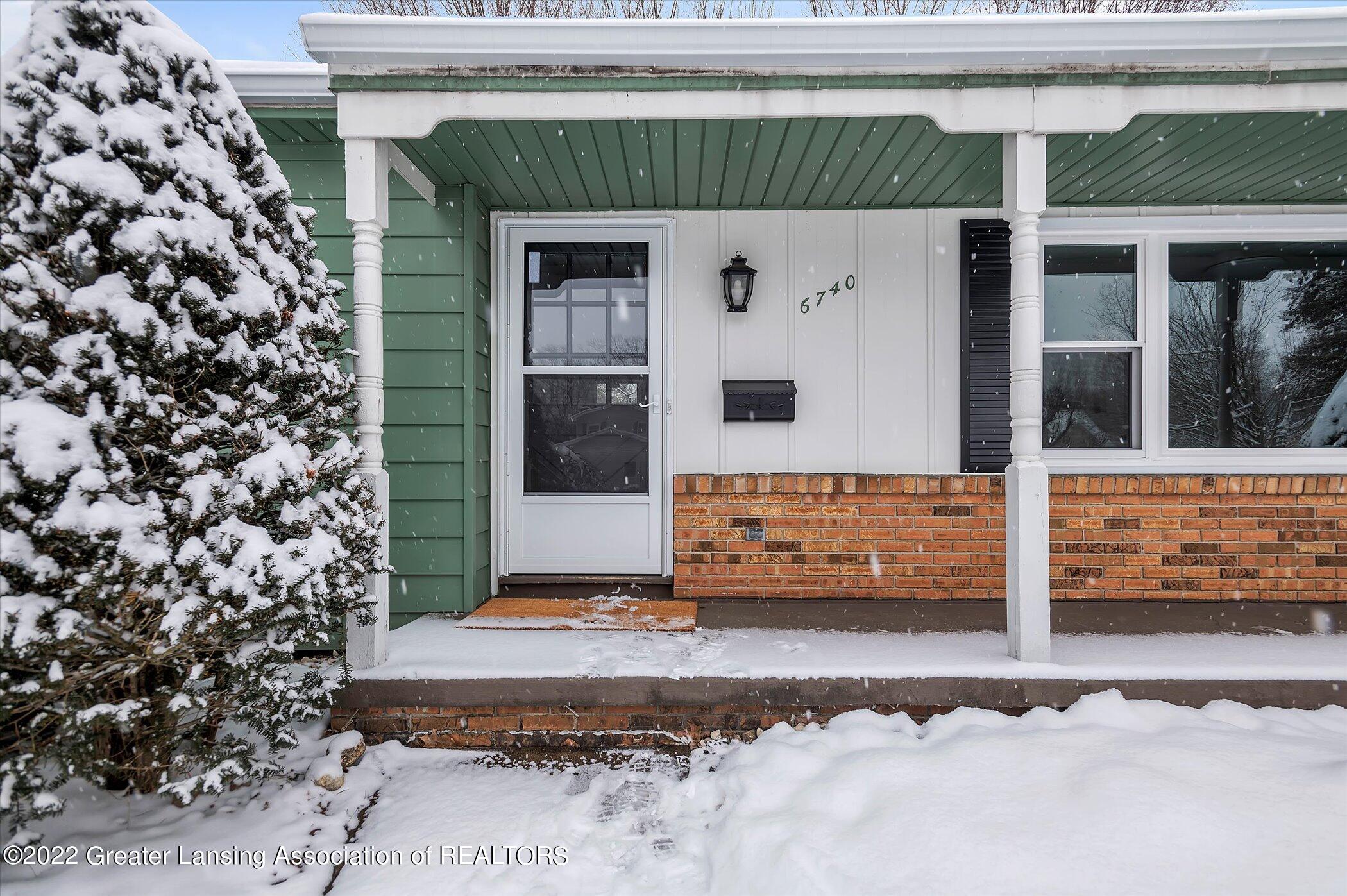 6740 Lansdown Drive Dimondale, MI 48821 - Photo 38 of 41 38-6740-Lansdown-Dr-WindowStill-Real-Est