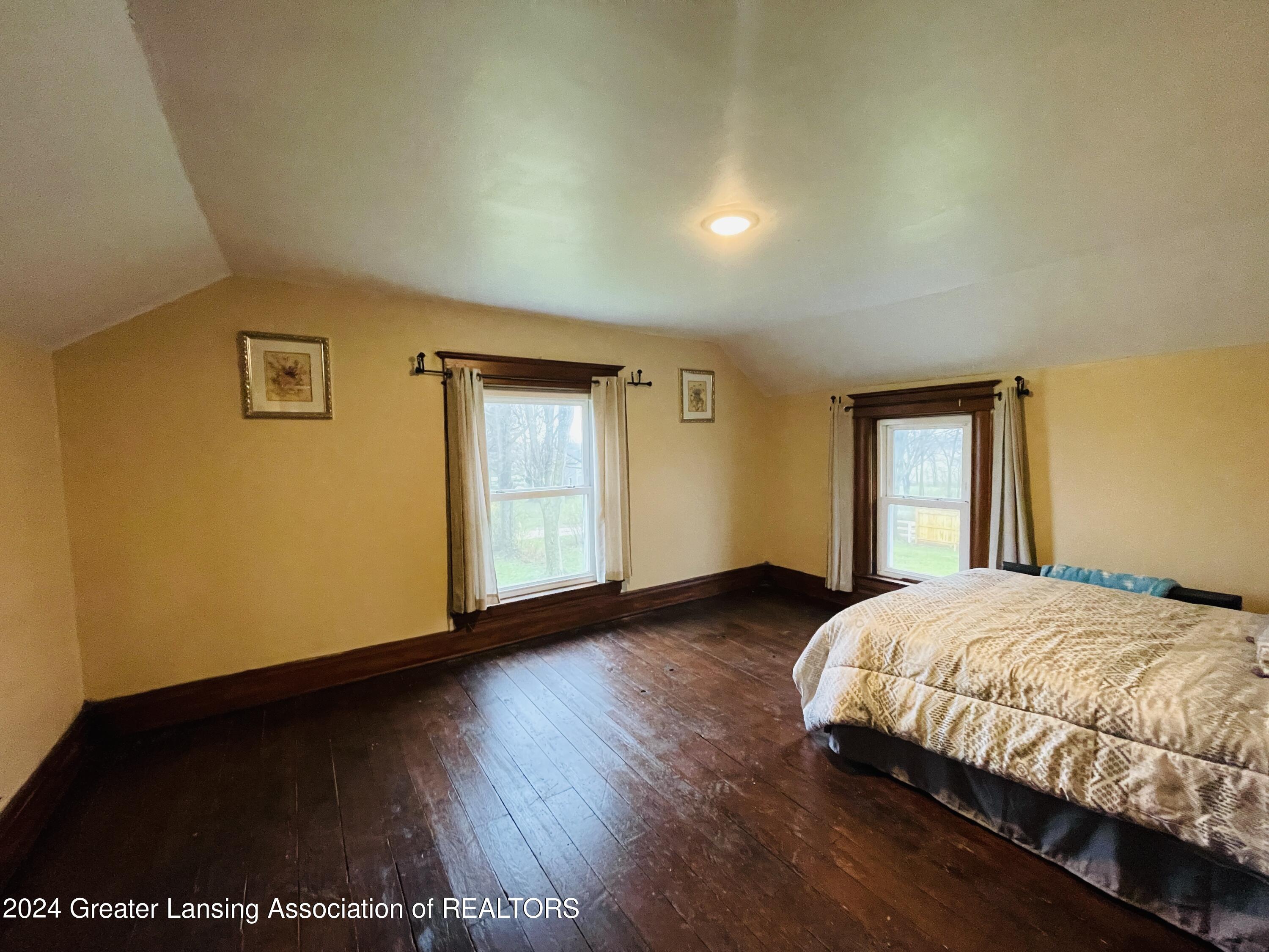 1627 North Ainger Road Charlotte, MI 48813 - Photo 20 of 61 IMG_2085