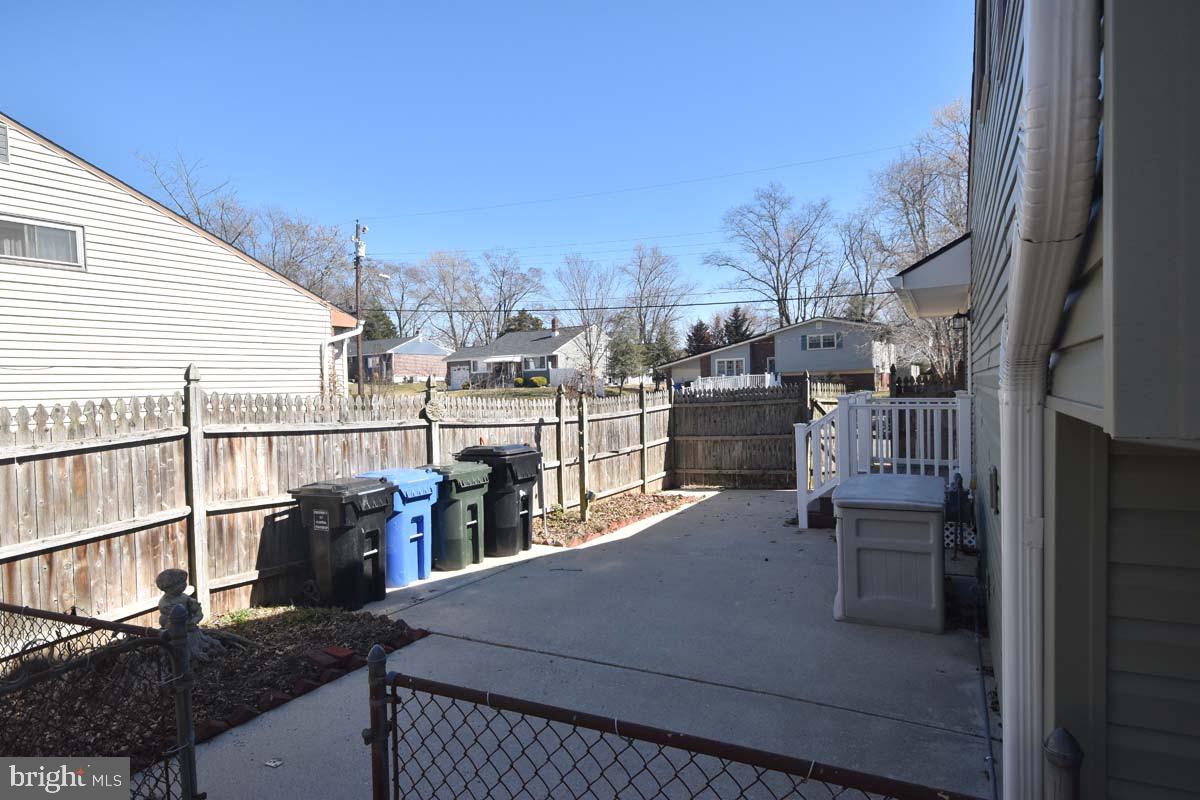 654 Helena Avenue Mantua, NJ 08051 - Photo 33 of 42 Spacious outdoor area with fenced privacy.