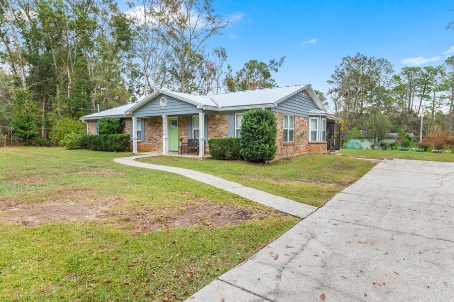 23104 Rochelle Loop Robertsdale, AL 36567 - Photo 3 of 27