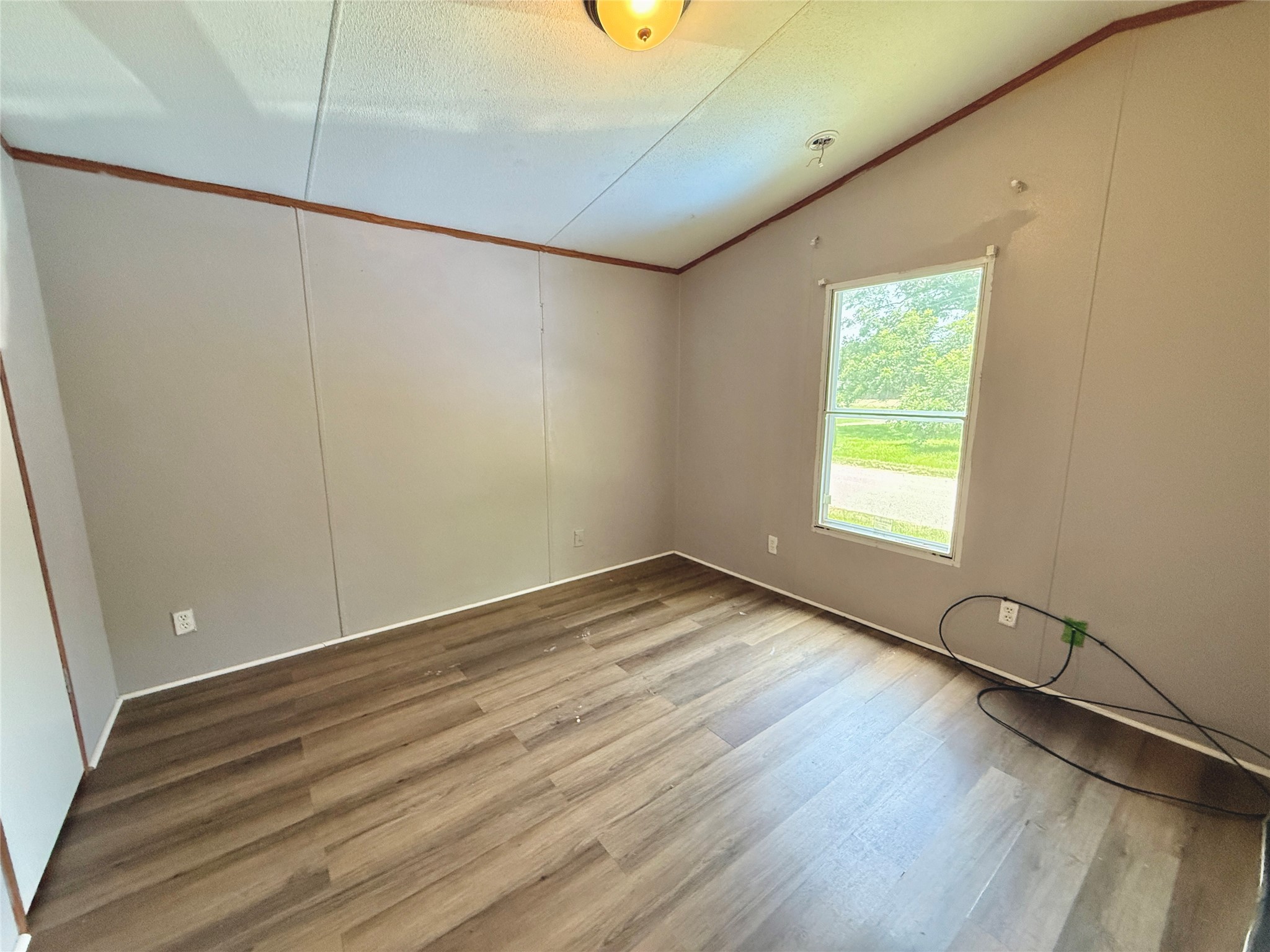102 Western Way Angleton, TX 77515 - Photo 25 of 40 Bedroom #3