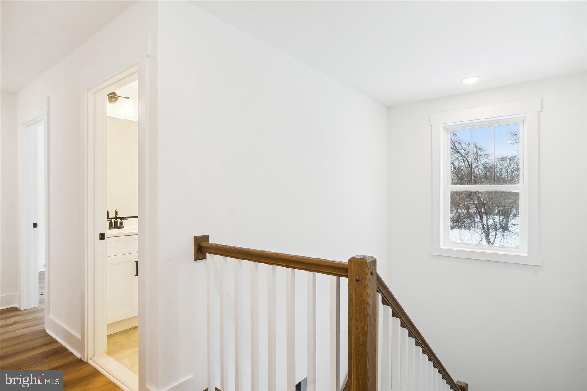 14116 Seneca Road Gaithersburg, MD 20878 - Photo 49 of 59 Hall