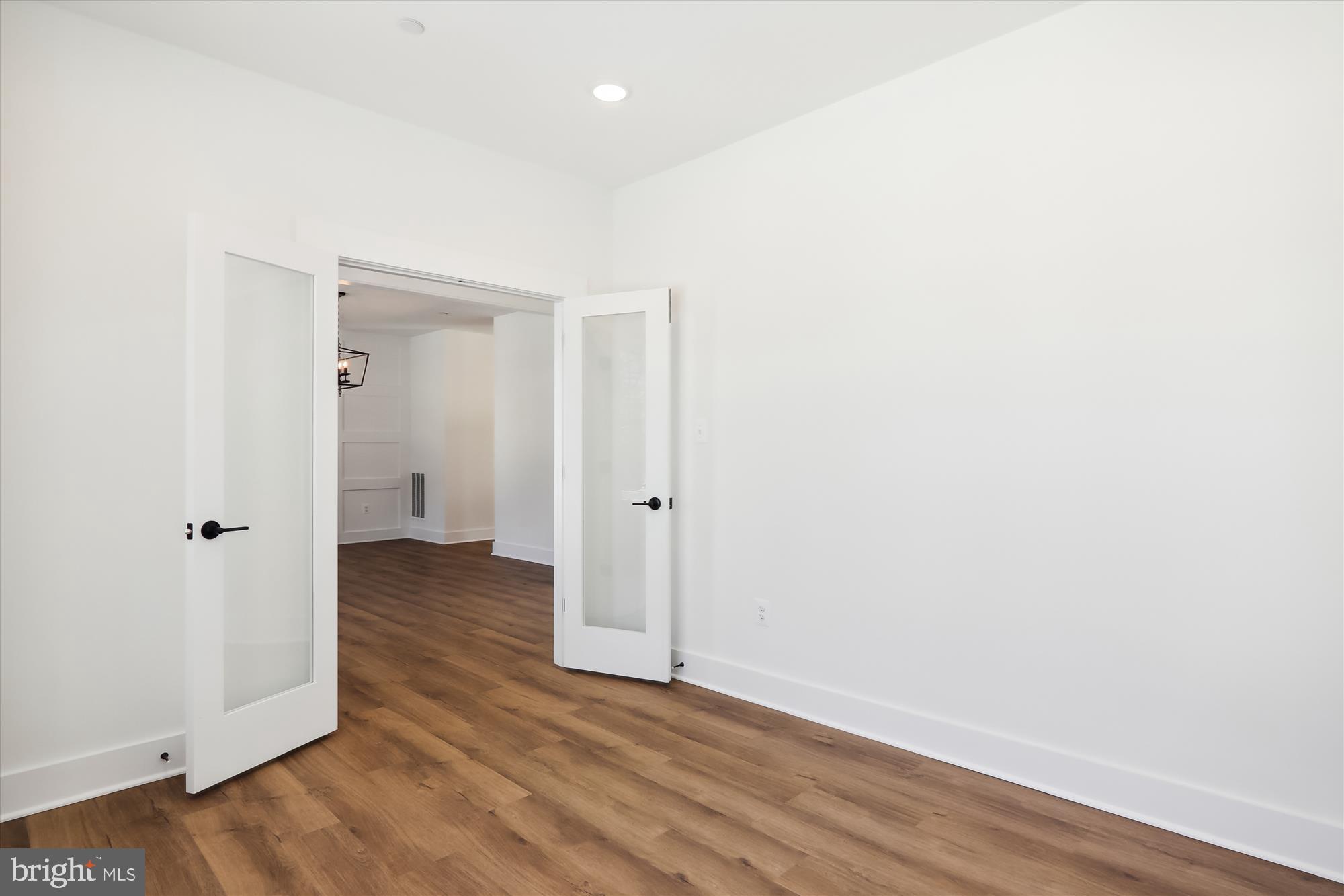 14116 Seneca Road Gaithersburg, MD 20878 - Photo 10 of 59 Office