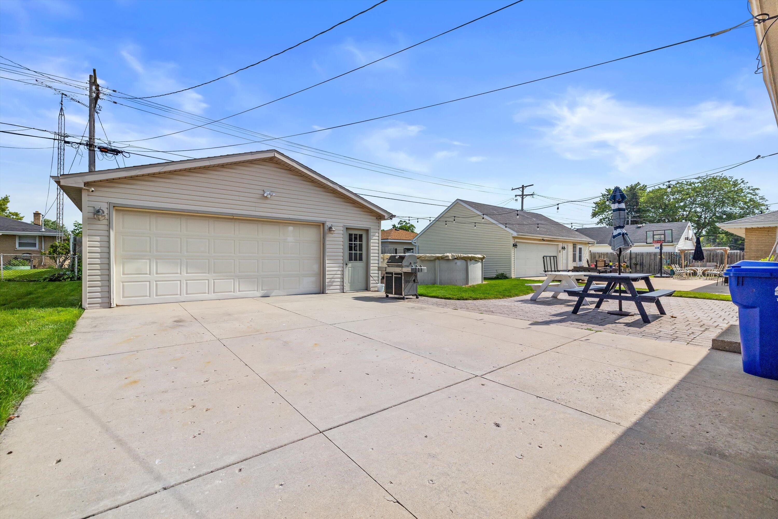 1616 22nd Street Kenosha, WI 53140 - Photo 31 of 37 33-IMG_9954