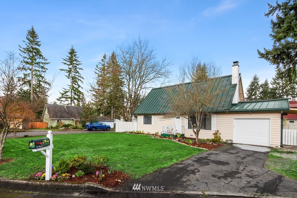 14620 Southeast 140th Street Renton, WA 98059 - Photo 1 of 19