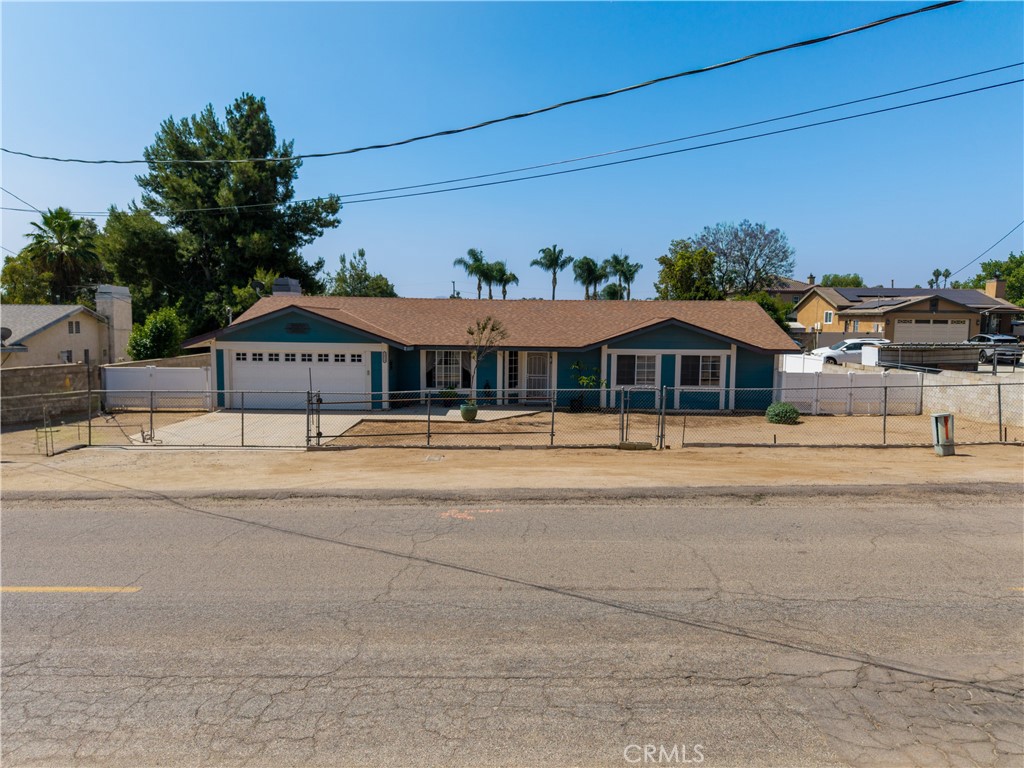 18825 Mariposa Avenue Riverside, CA 92508 - Photo 48 of 55 a front view of a house with a yard