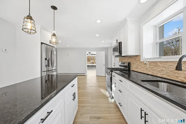 $449,900 | 719 High Street Extension, Thomaston, CT 06787