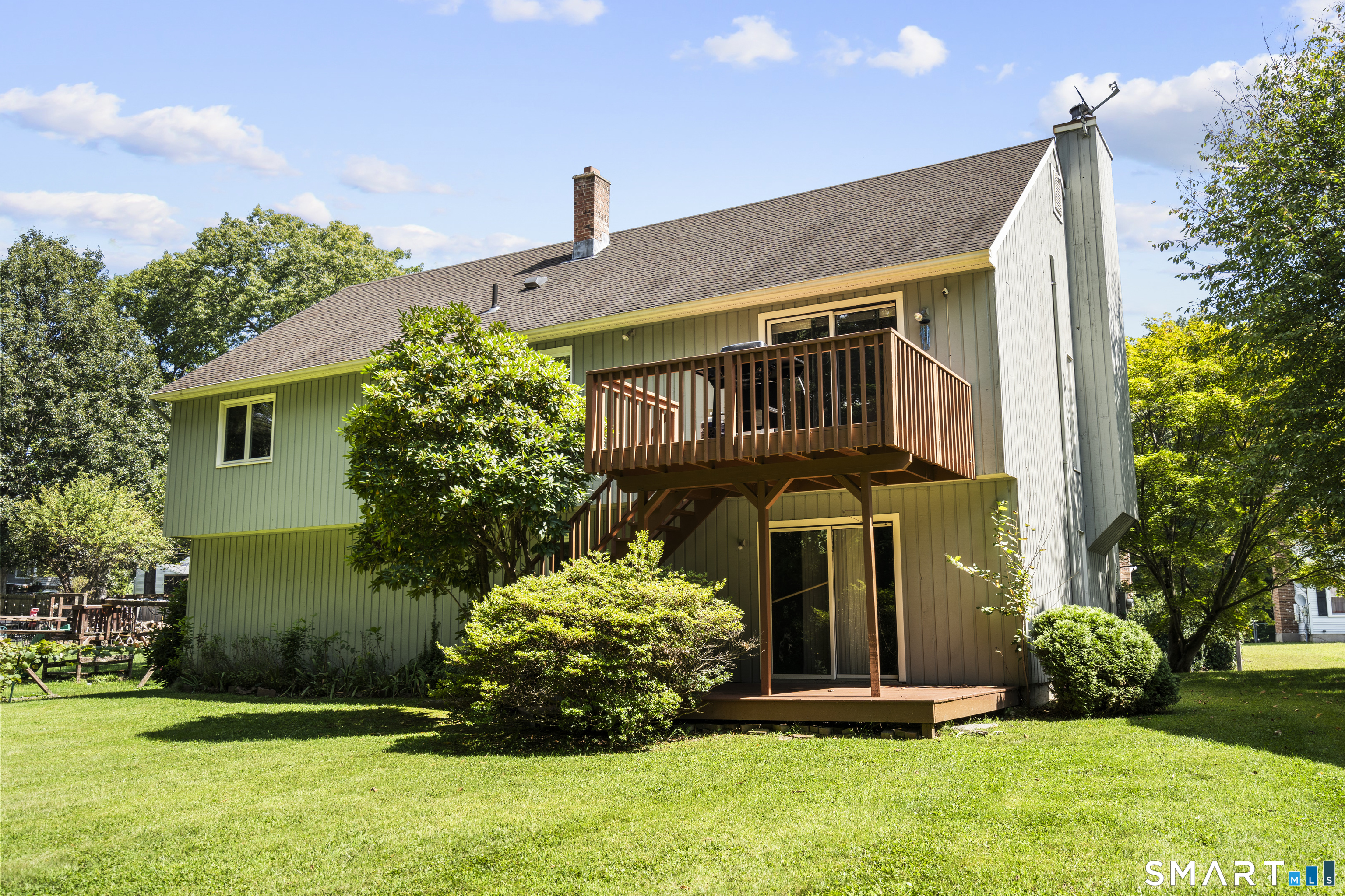Closer look at backyard and 2-tier decking