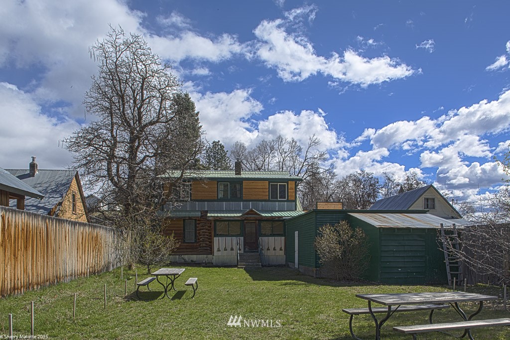 127 Riverside Avenue Winthrop, WA 98862 - Photo 17 of 19 Gallery Image 17