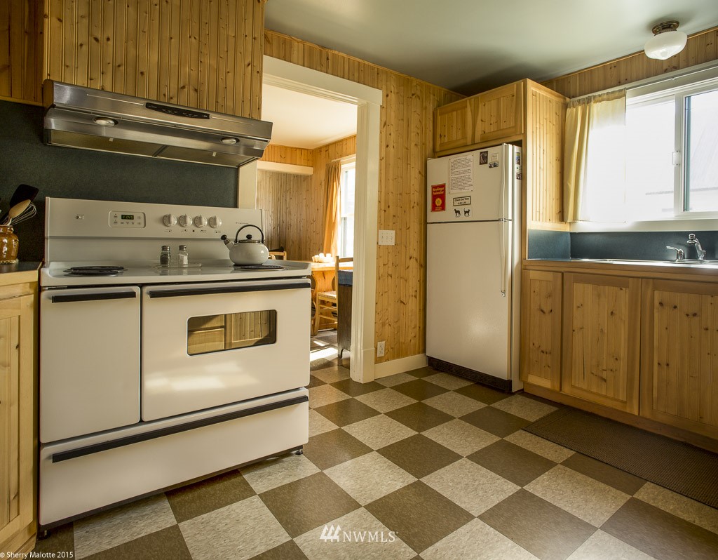 127 Riverside Avenue Winthrop, WA 98862 - Photo 6 of 19 Gallery Image 6