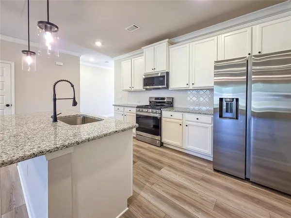 $2,600 | 3517 Iron Hearth Bend, Snellville, GA 30039
