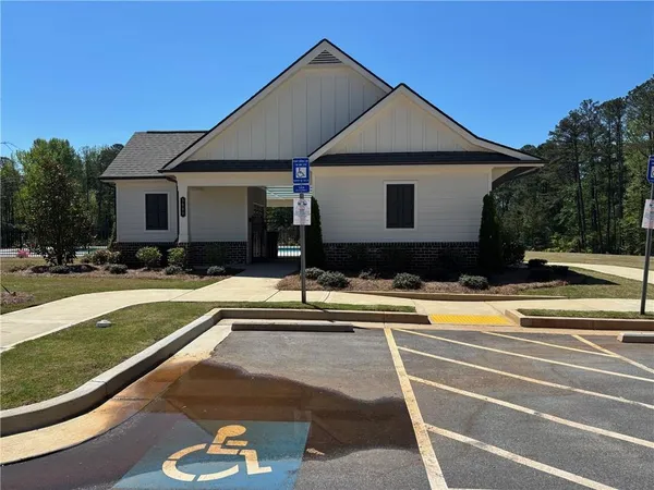 $2,600 | 3517 Iron Hearth Bend, Snellville, GA 30039