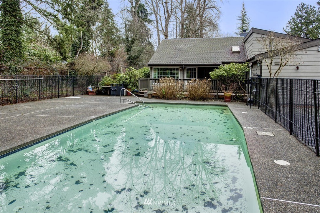 10830 Northeast 148th Lane Bothell, WA 98011 - Photo 17 of 18