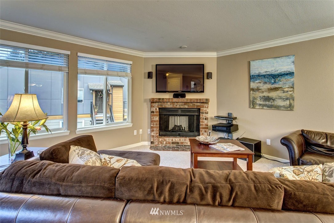 10830 Northeast 148th Lane Bothell, WA 98011 - Photo 8 of 18