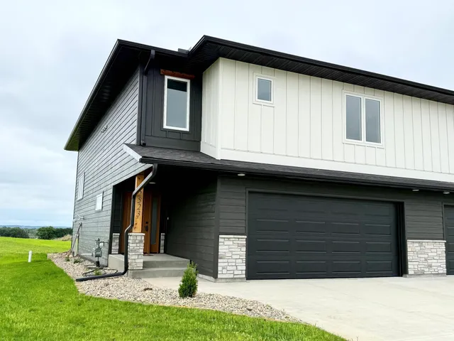 $374,900 | 2523 Adaline Lane, Detroit Lakes, MN 56501