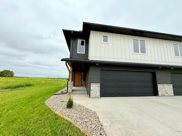 $374,900 | 2523 Adaline Lane, Detroit Lakes, MN 56501