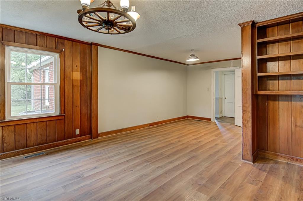 8105 Reynolda Road Tobaccoville, NC 27050 - Photo 19 of 29 Gallery Image 19
