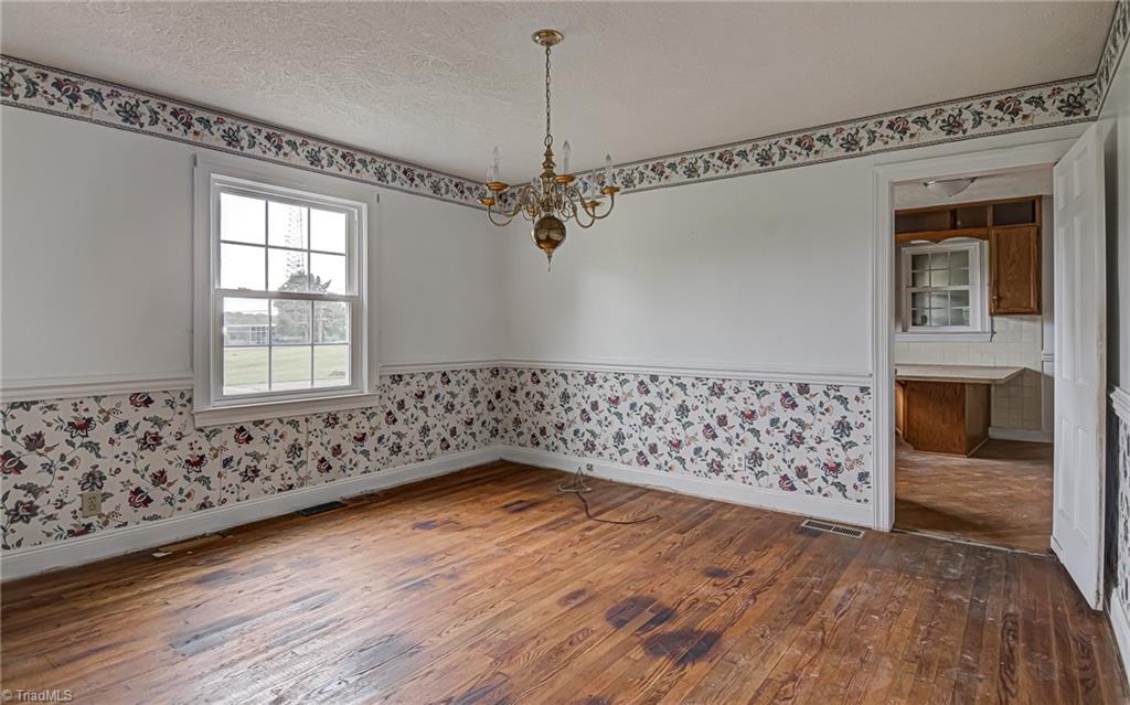 8105 Reynolda Road Tobaccoville, NC 27050 - Photo 8 of 29 Gallery Image 8