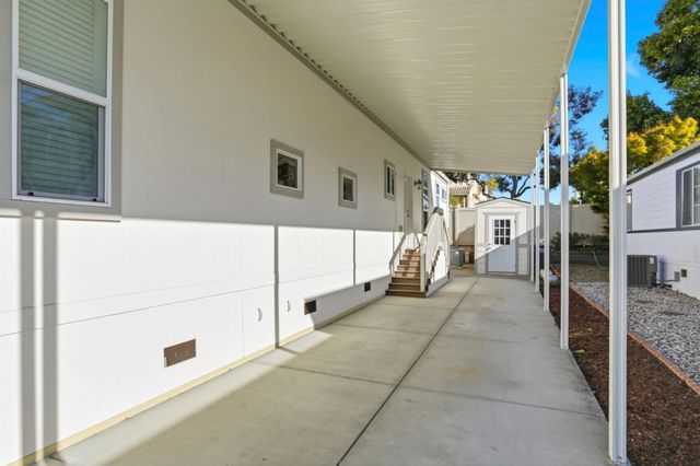 a view of a entryway door of the house
