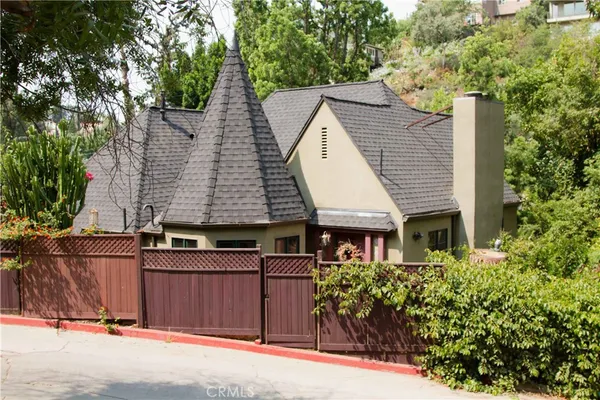 $4,950 | 2318 Holly Drive, Los Angeles, CA 90068
