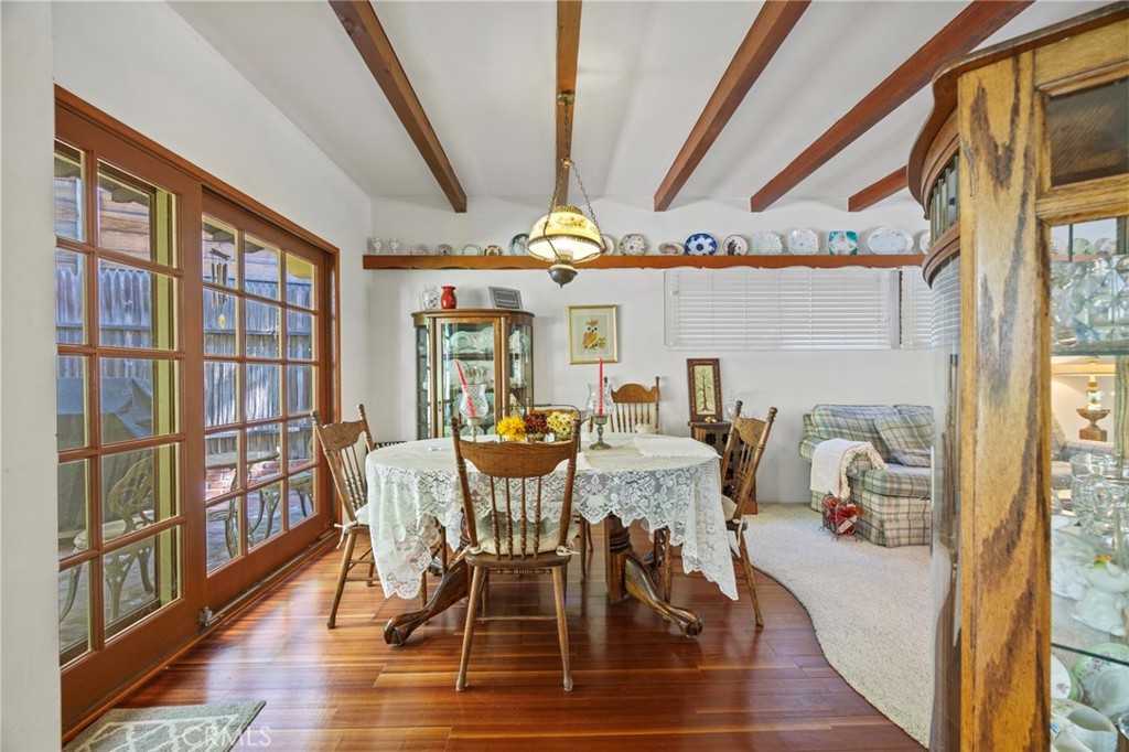 417 Coutin Lane Glendale, CA 91206 - Photo 5 of 20