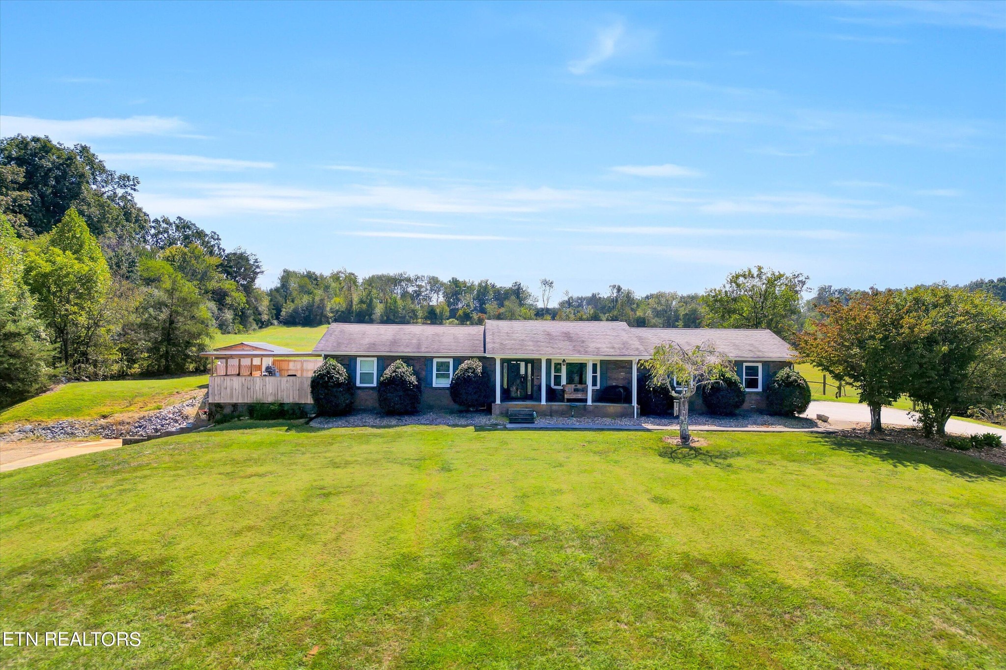 586 Mason Road Madisonville, TN 37354 - Photo 1 of 58