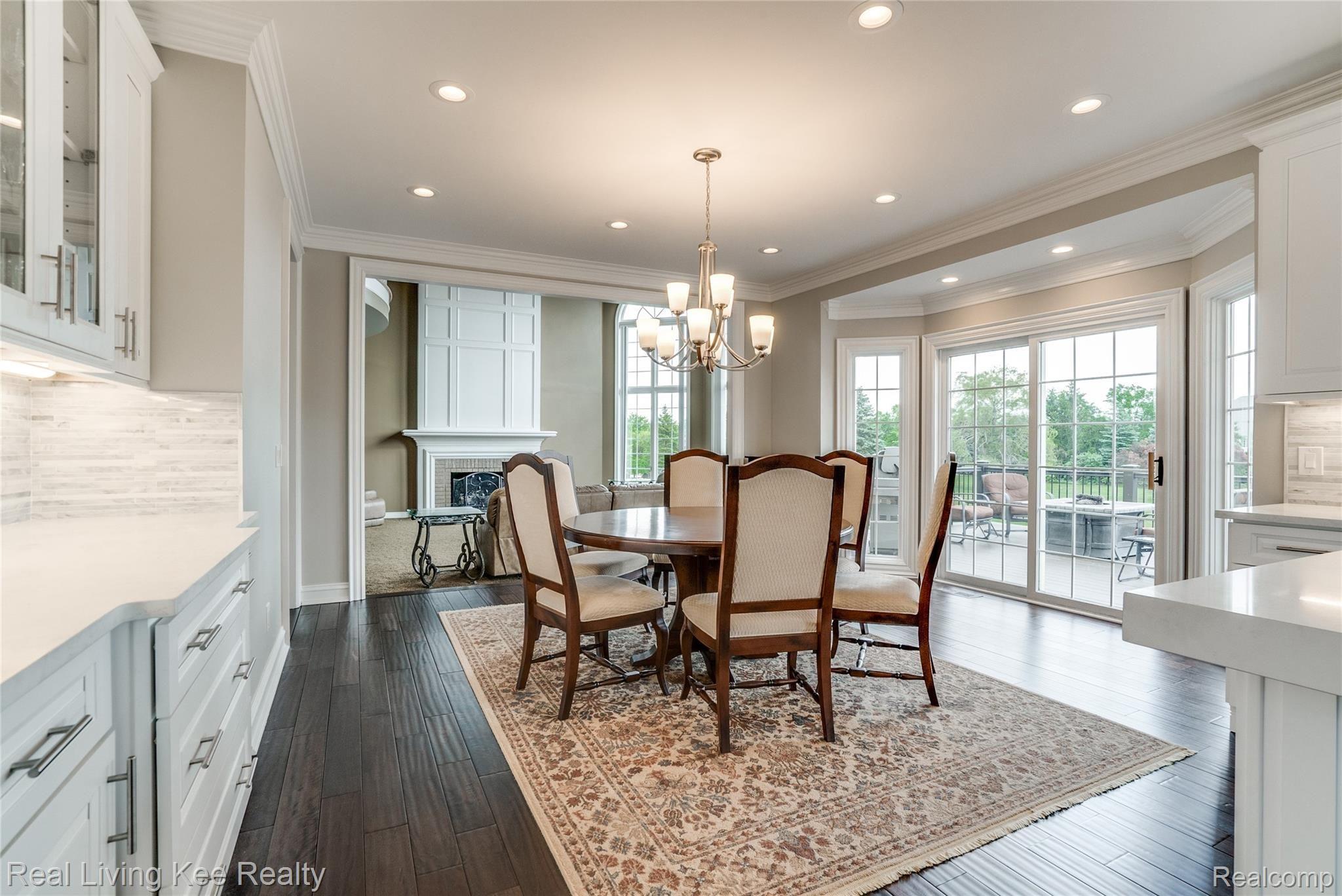 2675 Shorebrook Court Rochester, MI 48306 - Photo 46 of 98 Interiors (28 of 88).jpg