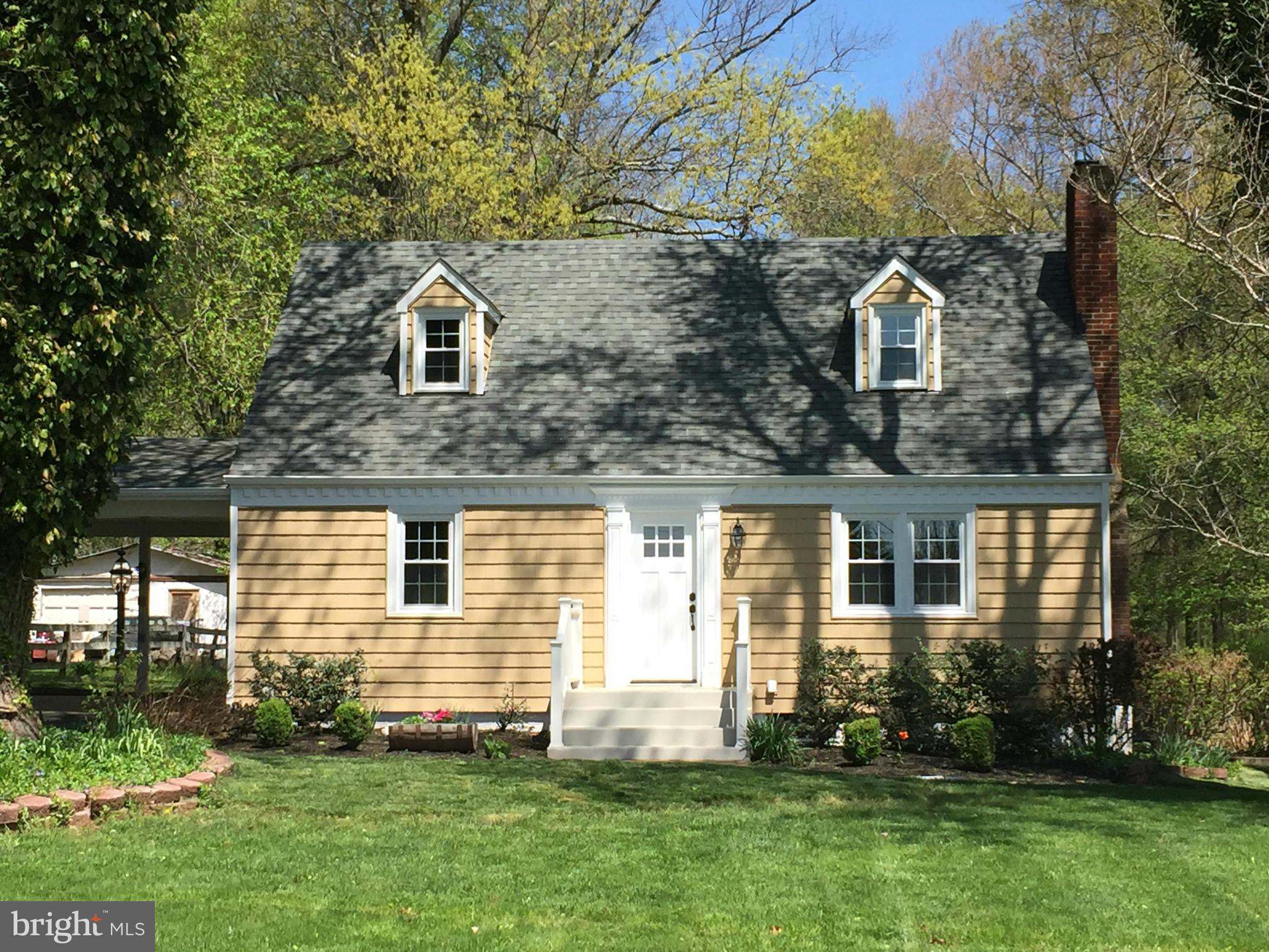 8227 Buckland Mill Road Gainesville, VA 20155 - Photo 1 of 30 Exterior (Front)