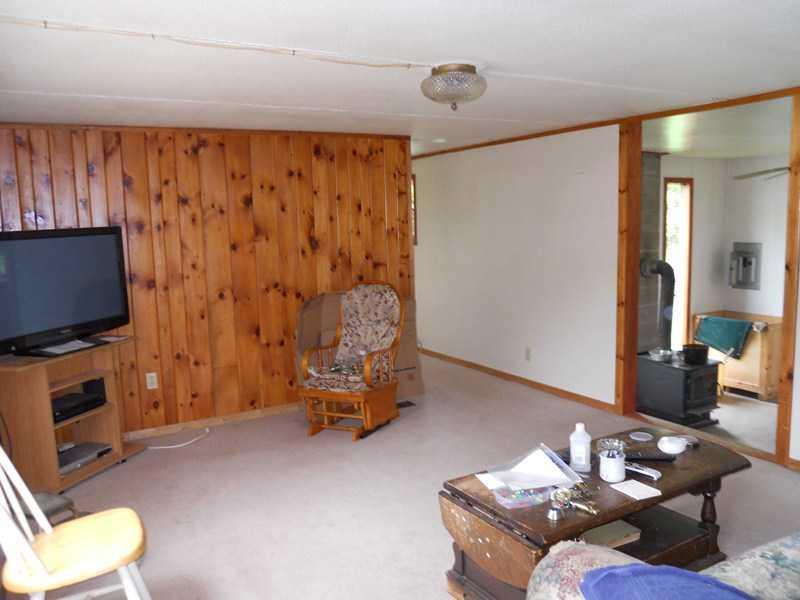 383 Rebel Hill Road Clifton, ME 04428 - Photo 7 of 25 Living Room.