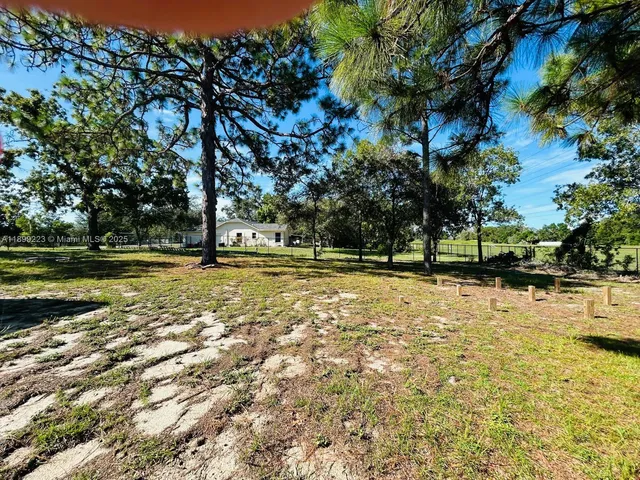 $2,350 | 2013 Finland Drive, Spring Hill, FL 34609