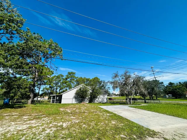 $2,350 | 2013 Finland Drive, Spring Hill, FL 34609